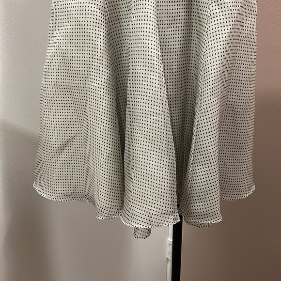VINTAGE Banana Republic Silk Chiffon Dotted Swing Circle Skater Skirt size 4 - Picture 4 of 17